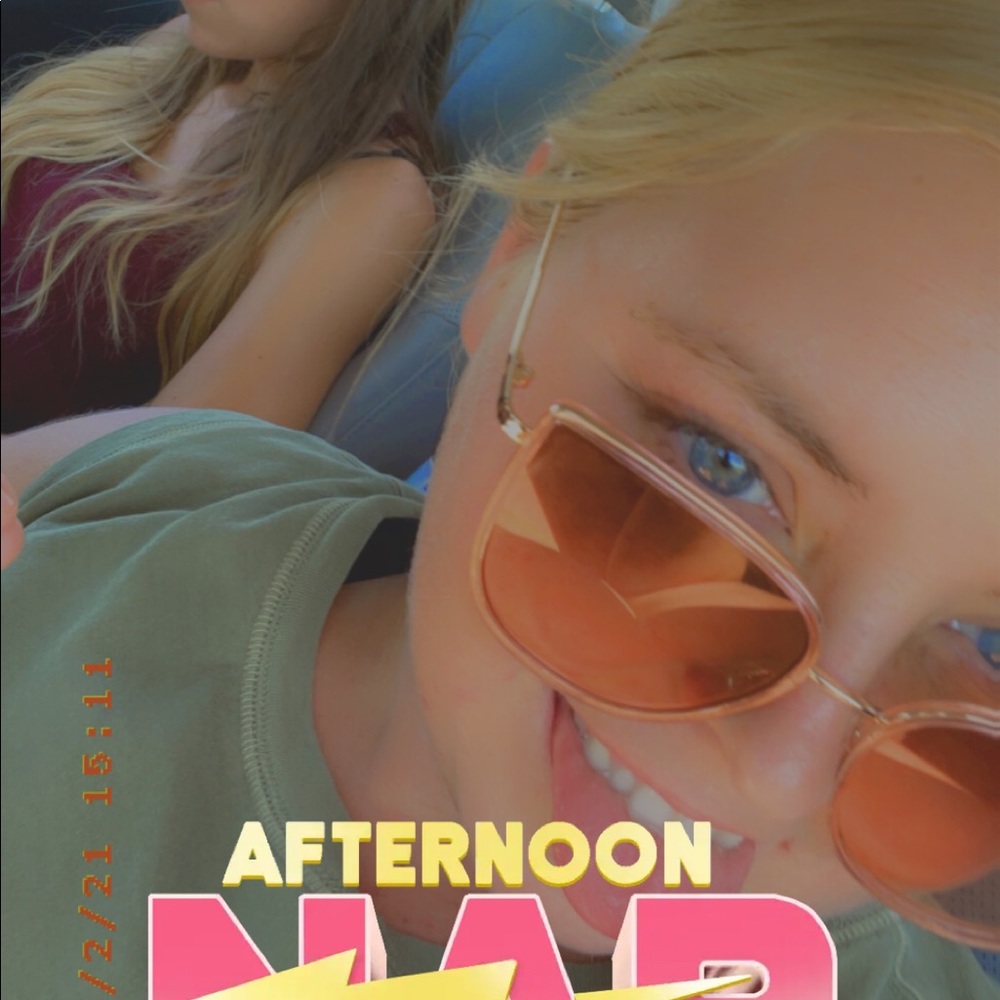 Meet your Posher, Mandy